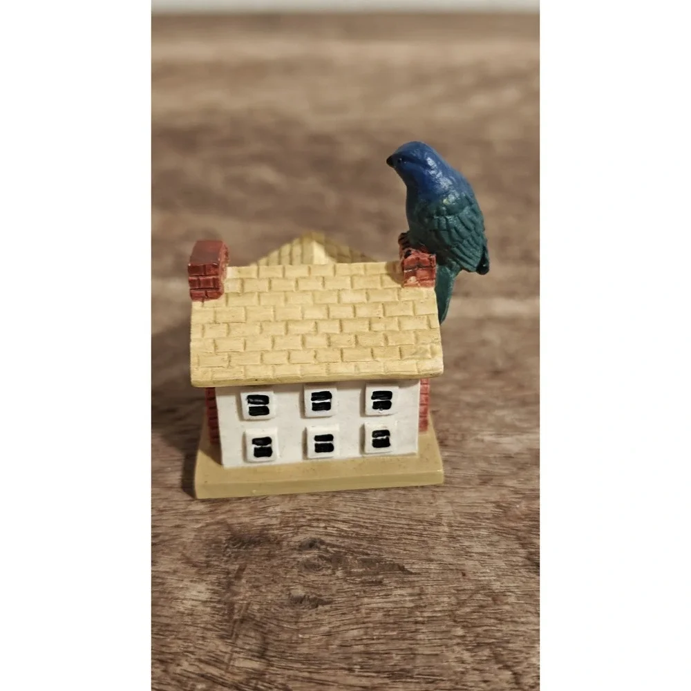 LENOX Garden Bird House Miniature - Indigo Bunting on Plantation - 2